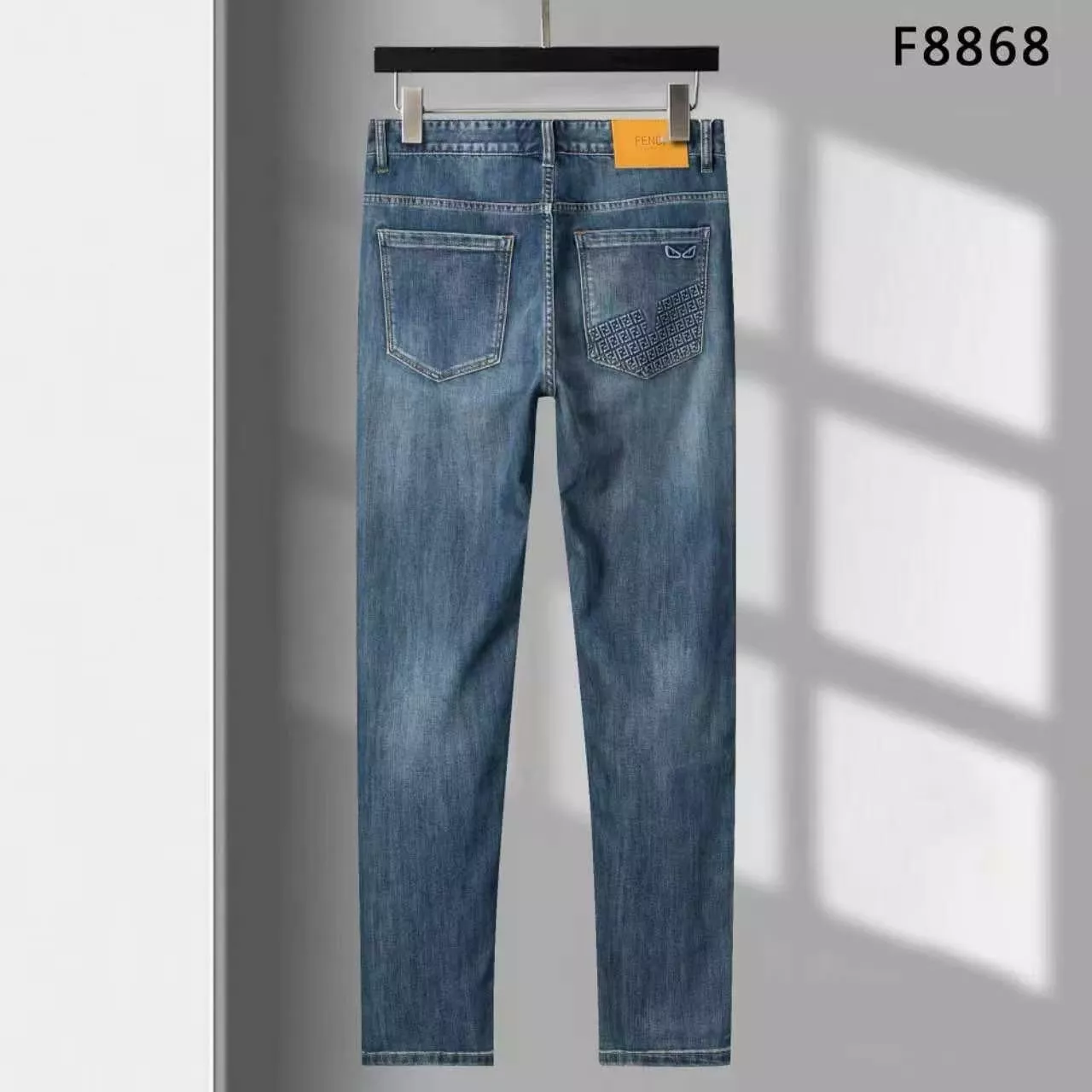 fendi jeans pour homme s_12a416a:Fendi jeans slim jean3